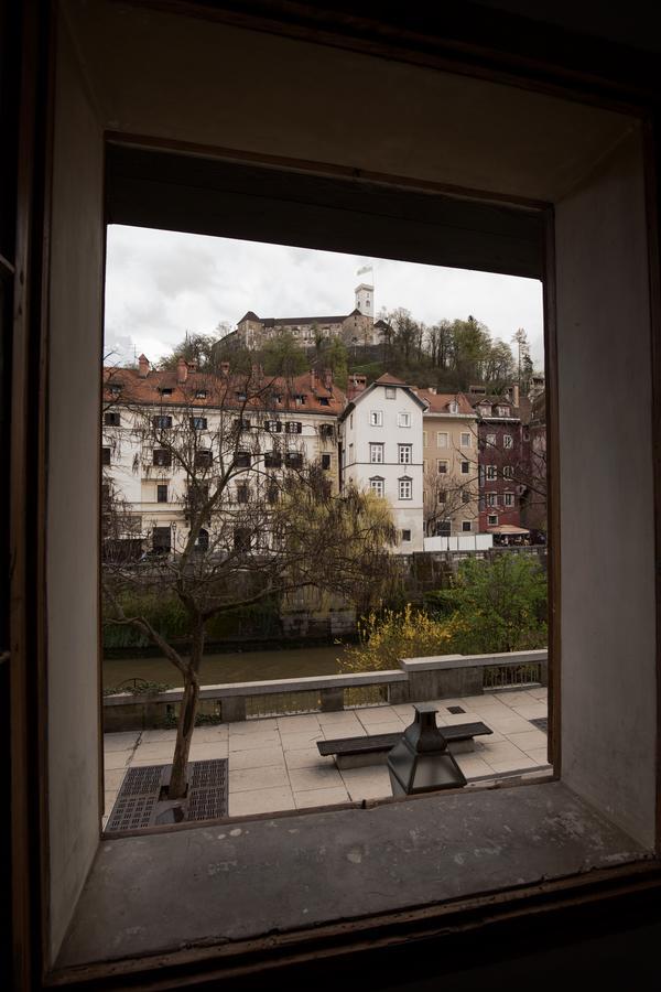 River And Castle View Apartment Rose Tour As 류블랴나 외부 사진